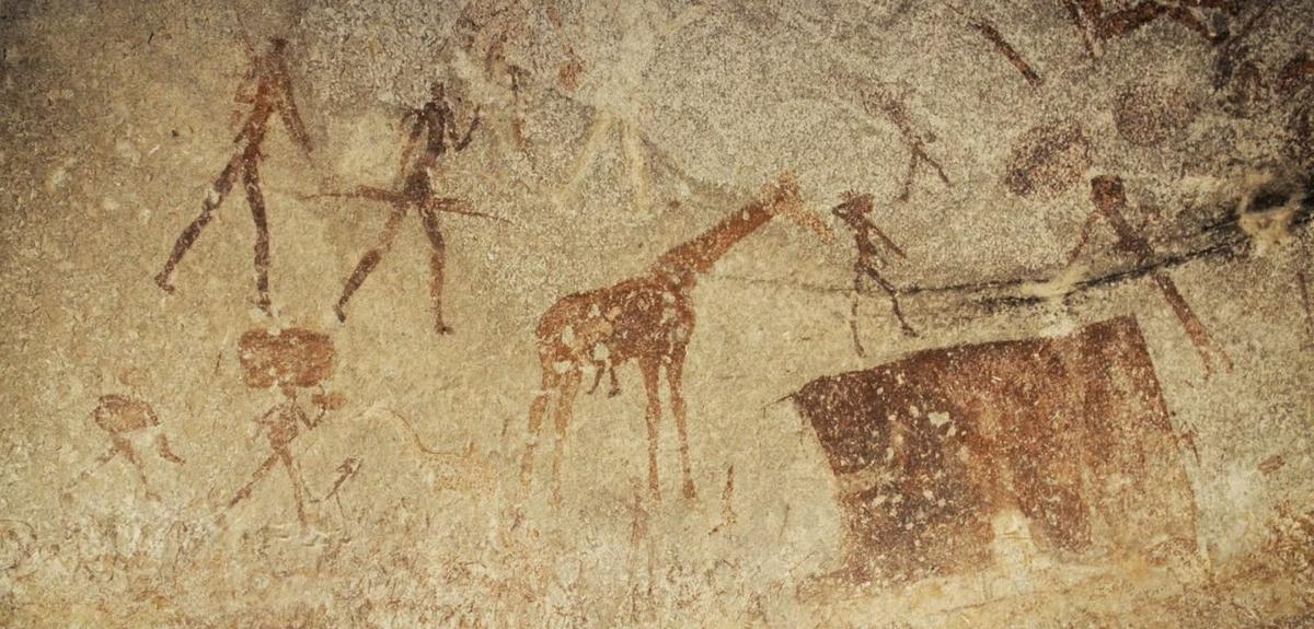 4x Stone Age Ancient Neolithic Stone Arrowheads in Display Case